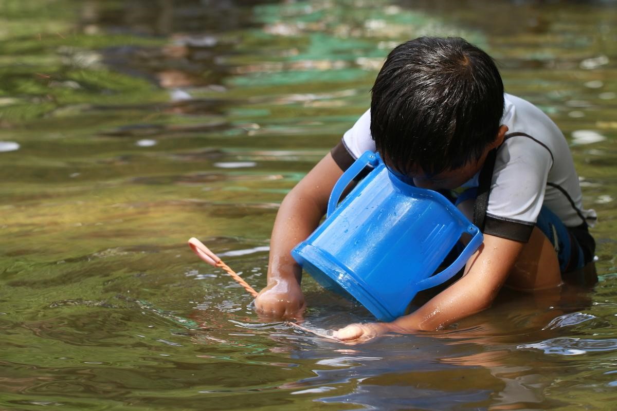 自然とふれ合おう♪小さい子どもでも安全に楽しめる川の遊び方〜初級編〜