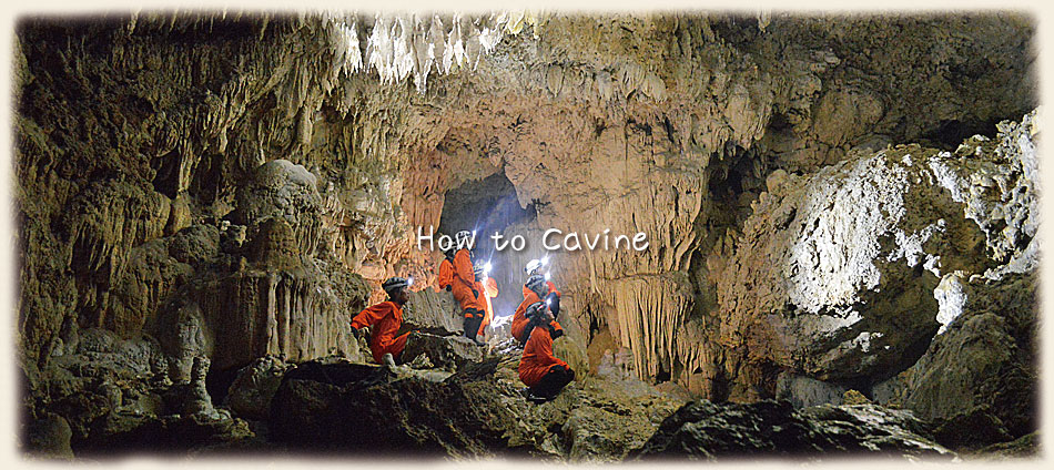 ケイビング　洞窟探検