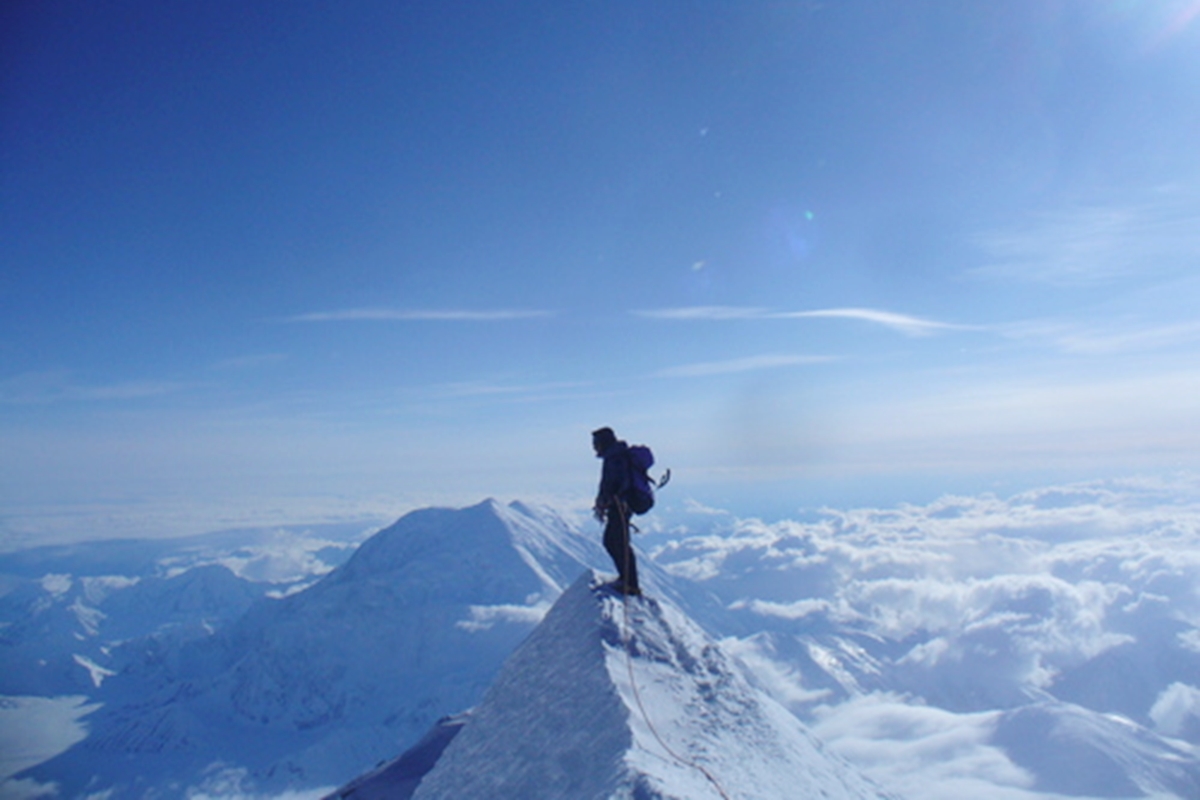 「非情の山」K2に史上最年少で登頂した日本人クライマー青木達哉