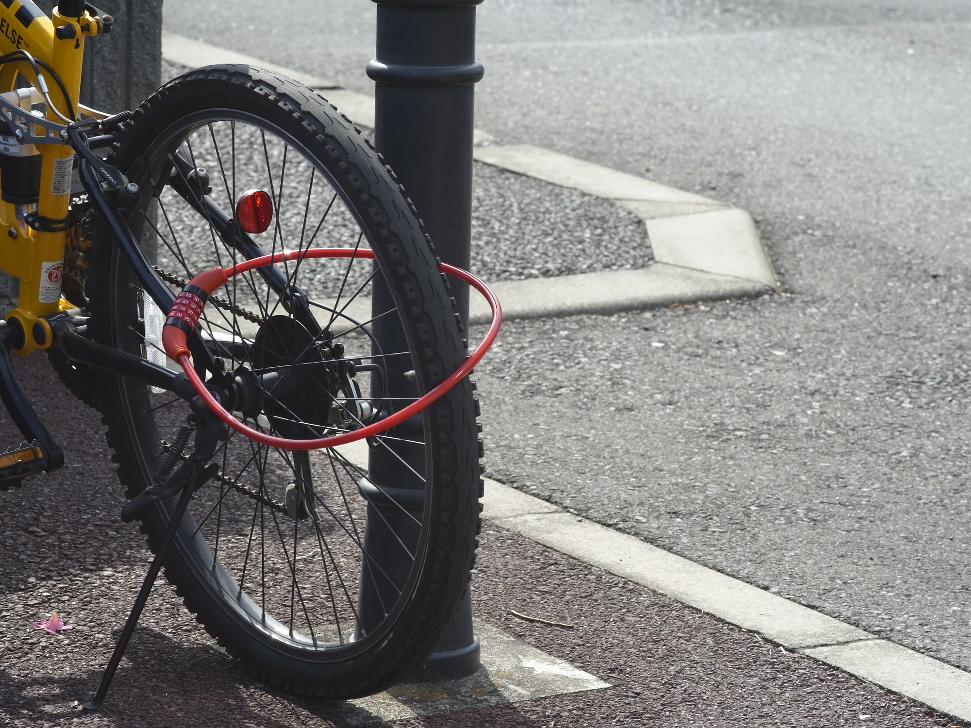 自転車の防犯対策&盗難防止のカギ
