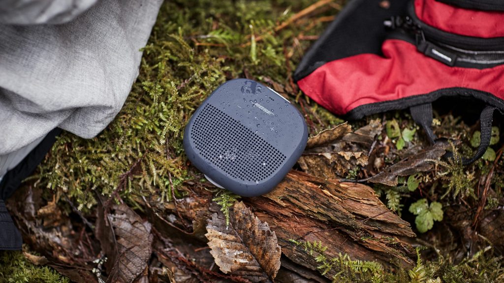 キャンプで音楽を聴きたい最新小型Bluetoothスピーカー