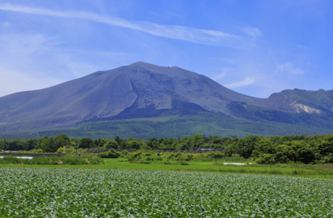 活火山の山「浅間山」に登ってみよう！歴史や魅力を徹底解説