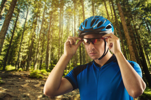 ロードバイク・サイクリング用サングラスおすすめ10選！選び方やブランドもご紹介