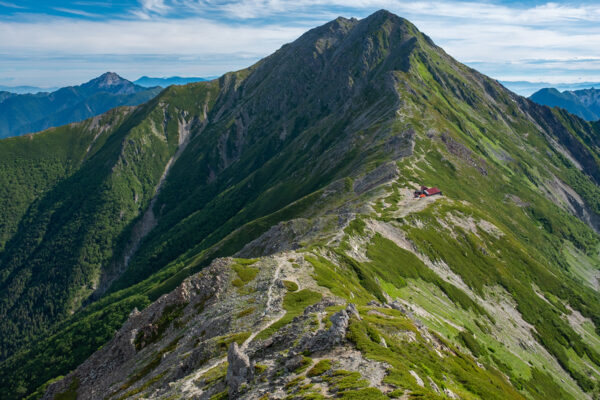 北岳は標高日本第2位の山！北岳登山のおすすめシーズンとコースをご紹介