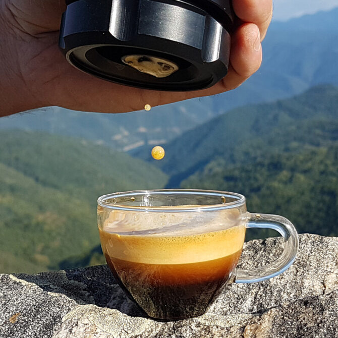 ​アウトドアでもコーヒーを楽しみたい！究極のポータブルエスプレッソメーカー「OFFROAD COFFEE」を自社ECで販売開始