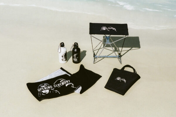 フェスやビーチ、キャンプなど、夏のレジャーシーンを満喫するXLARGE、X-girl、OPENING CEREMONY によるトリプルコラボレーション