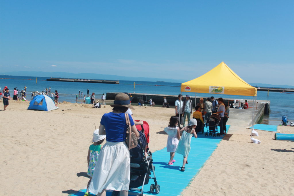 関西初 須磨海水浴場 が ブルーフラッグ を取得 阪神間唯一の自然海岸に国際的な環境認証を得る Greenfield グリーンフィールド アウトドア スポーツ