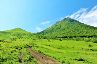 阿蘇くじゅう国立公園の1つ・ユニークな形をした「由布岳」に登ってみよう！
