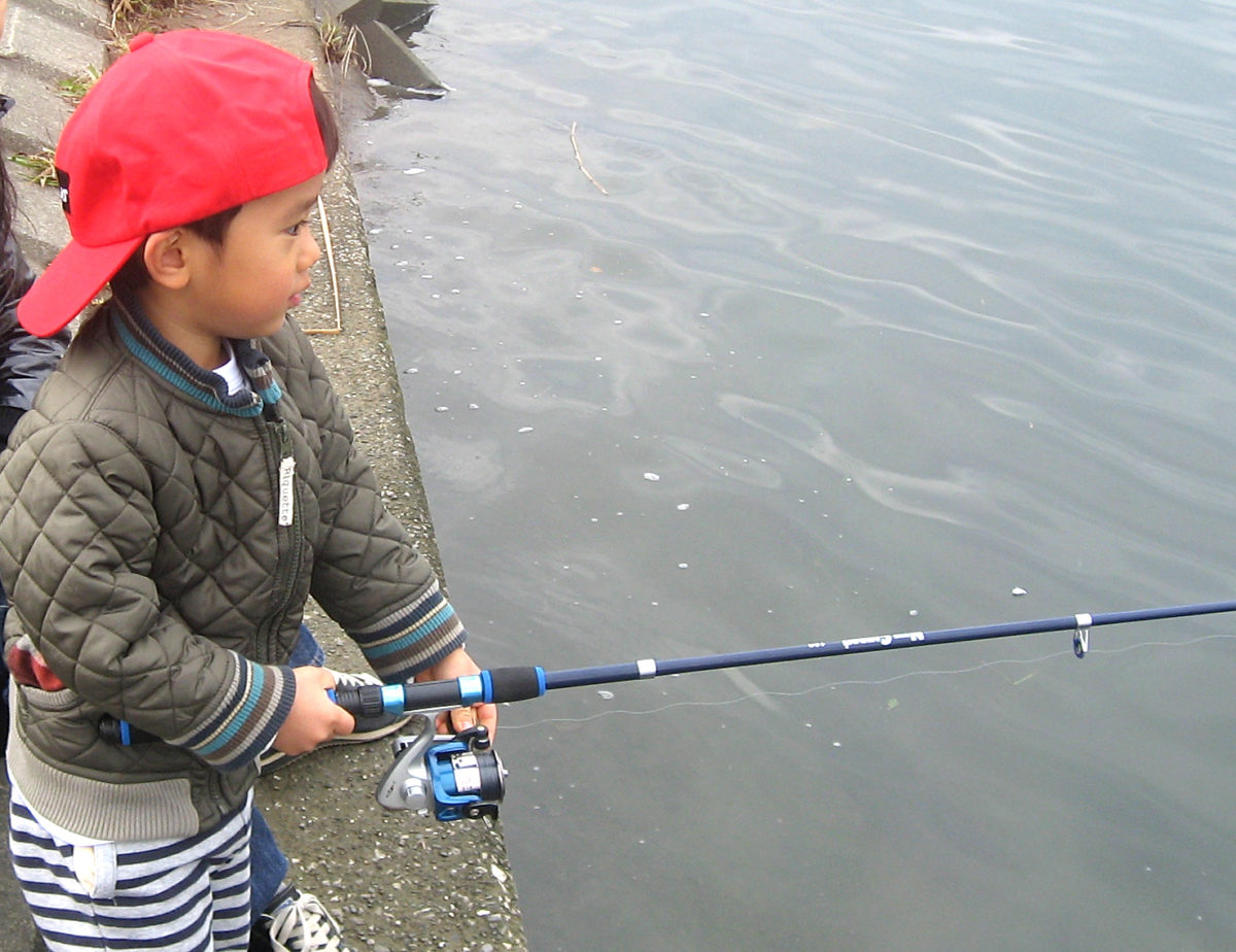 はじめての釣り体験！子どもに釣りを体験させる際の場所選びのポイント