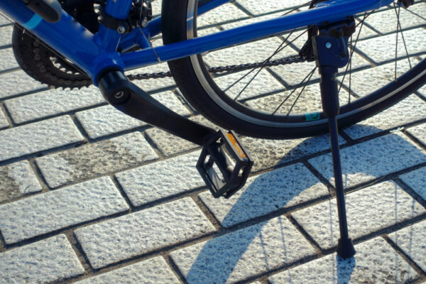 マウンテンバイクで街乗りはスタンドが便利、選び方とおすすめを紹介！