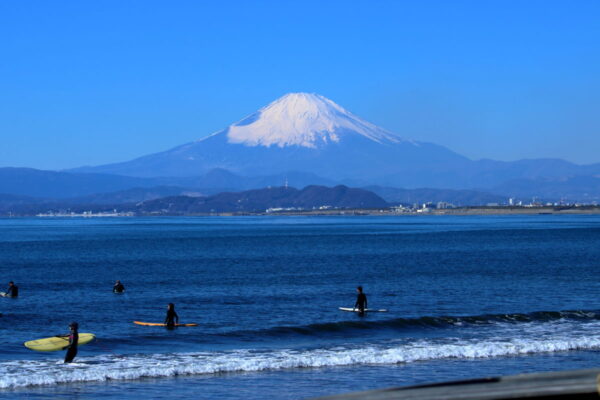 サーフィン初心者にぴったり！静岡でおすすめのサーフポイント