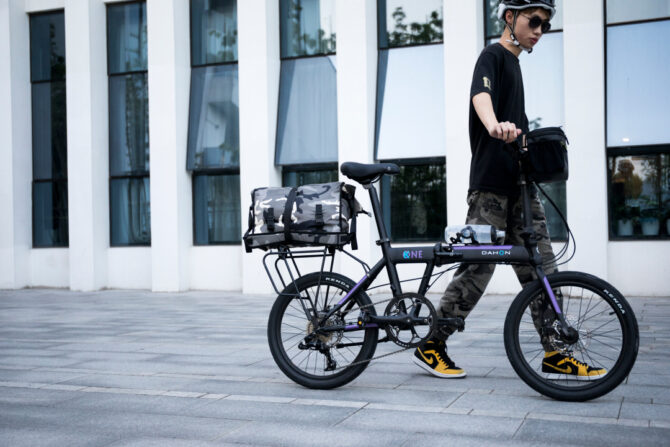 自転車ライディングに特化した防水４weyメッセンジャーバックが登場！「ライノワークライディングクロスバック」