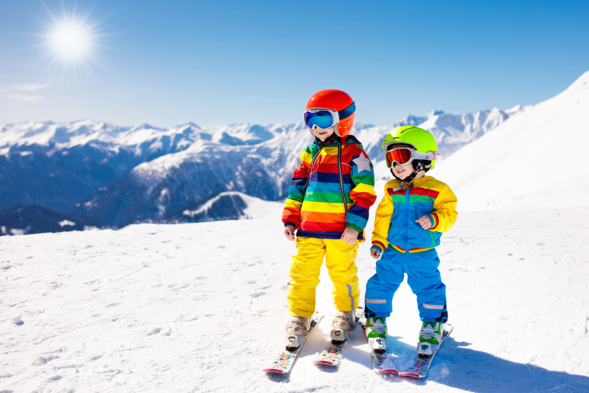 子どものスキーウェアを選ぶポイントとは？おすすめ商品もご紹介します！ Greenfield｜グリーンフィールド アウトドア＆スポーツ