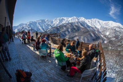 ゴンドラやリフトの優先搭乗などをパッケージ化したVIPプログラム「HAKUBA S Class～VIP lounge & Priority pass～」