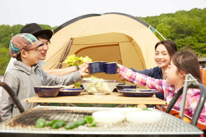 家族の結束力が高まる！親も子ども笑顔になれる親子キャンプを楽しもう