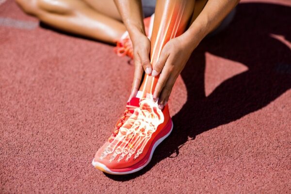 足のトラブルお悩み解消！人気のインソールを通勤やアウトドア、スポーツのお供に