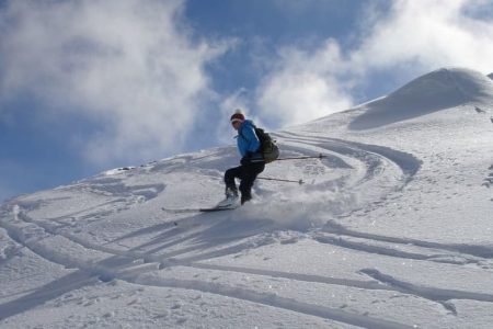 ファットスキーで新雪を滑ろう！選ぶポイントとおすすめを紹介します