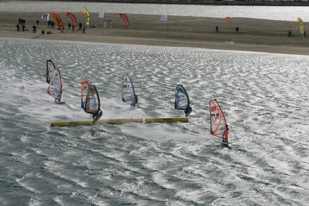 ウィンドサーフィン　競技