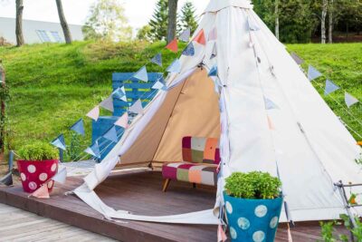 キャンプを盛り上げて楽しくするおすすめキャンプソファのご紹介！