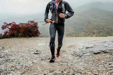 夏のメンズランニングウェアは快適さ 走りやすさが大切 選び方やおすすめも Greenfield グリーンフィールド アウトドア スポーツ