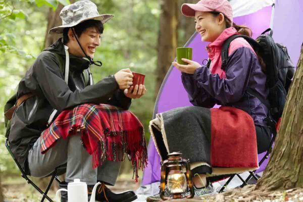 キャンプで美味しいコーヒーを飲むならハンドドリップ？フレンチプレス？コーヒー豆の選び方から抽出方法までご紹介