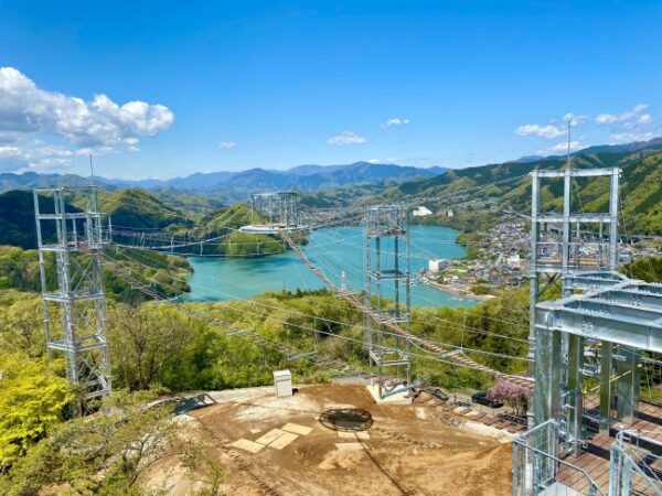 さがみ湖リゾートに世界初の吊り橋型アトラクション完成　絶叫吊り橋 『風天(ふうてん)』