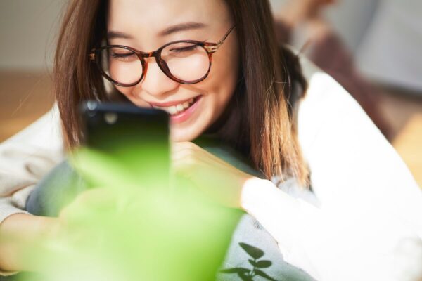アウトドアに行けないときは漫画でおうち時間を楽しく！便利なレンタルや電子書籍も