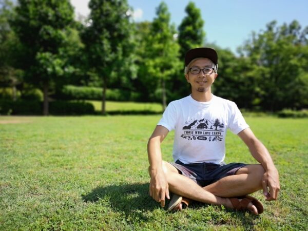Tシャツを着て、キャンプ場に遊びにいこう！キャンプ場を応援するチャリティー企画がスタート！