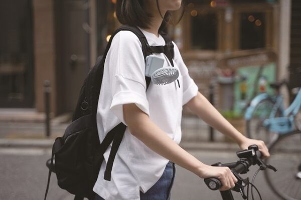 POKEPII.for Ruck(リュック専用のポータブルハンディファン)は、手ぶらで使える新しい携帯扇風機