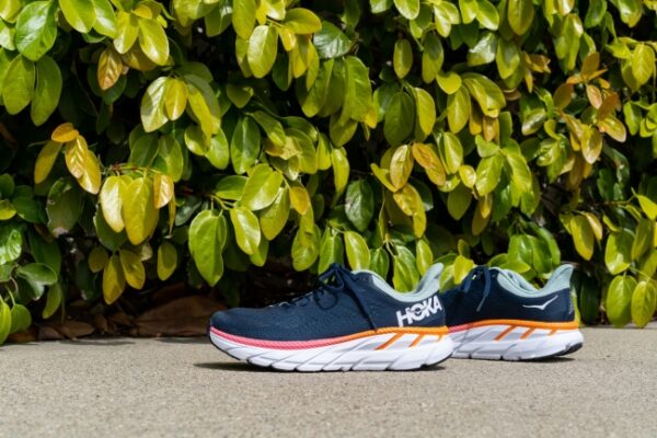 HOKA ONE ONEを代表するCLIFTON 7・RINCON 2を刷新し発売