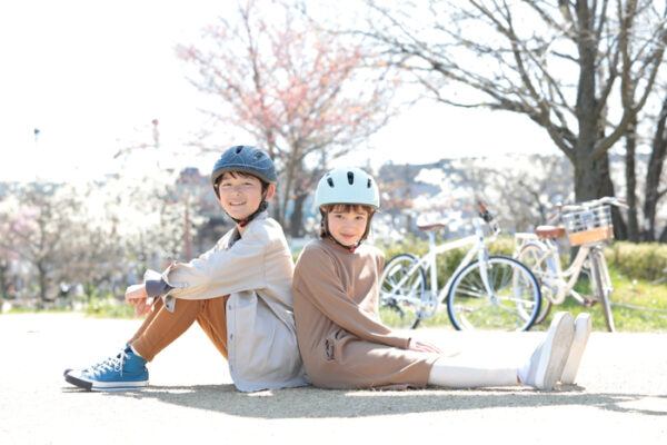 コンパクトフォルムで快適なフィット感にこだわったチャイルドメット「AILE」