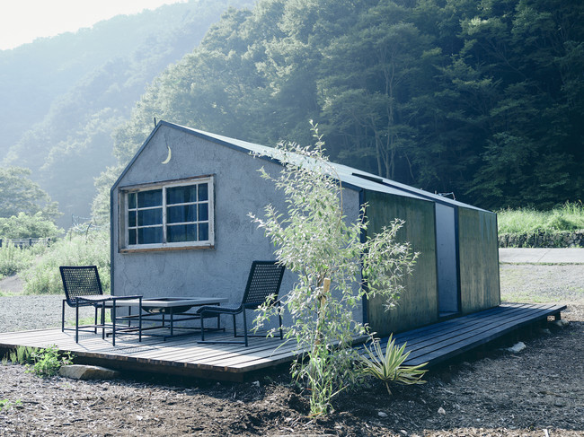 キャンプ場「LOOF TINY HOUSE CAMP」