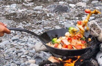 鍛造フライパン「cocinero」でいつものキャンプ飯をさらに美味しく！