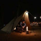 WAQの「Alpha T/C（ソロ用テント）」はソロキャンプを快適に楽しめるティピーテント