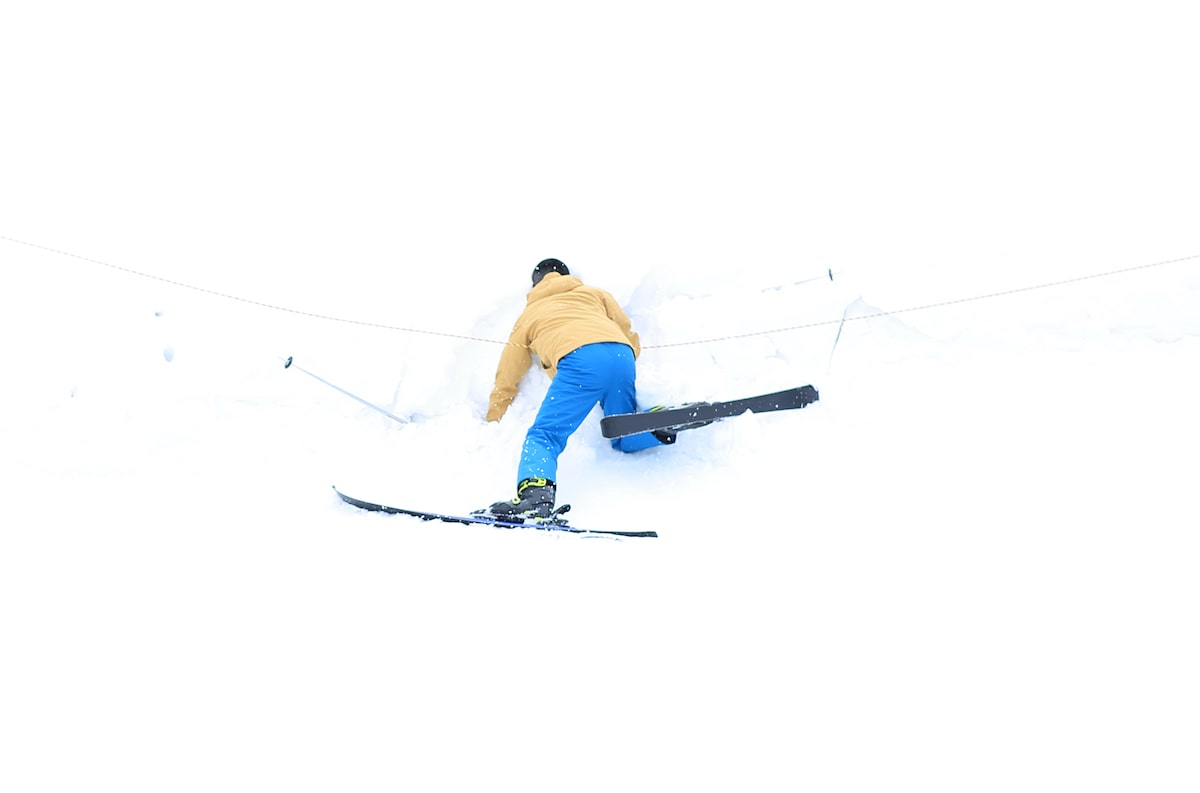 スキー・スノーボードで起こりやすい怪我とは？対処法やアイテムを紹介！ | Greenfield｜グリーンフィールド アウトドア＆スポーツ