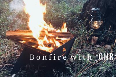 焚き火台「Bonfire with GNR」はB4サイズで収納できるコンパクト仕様