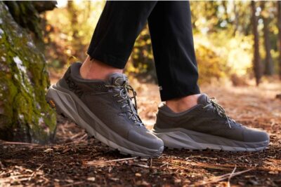 HOKA ONE ONE からローカットのハイクシューズ「KAHA LOW GTX」が新登場