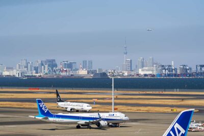 飛行機でキャンプ場へひとっ飛び！飛行機キャンプ旅の魅力と積載荷物の注意点も