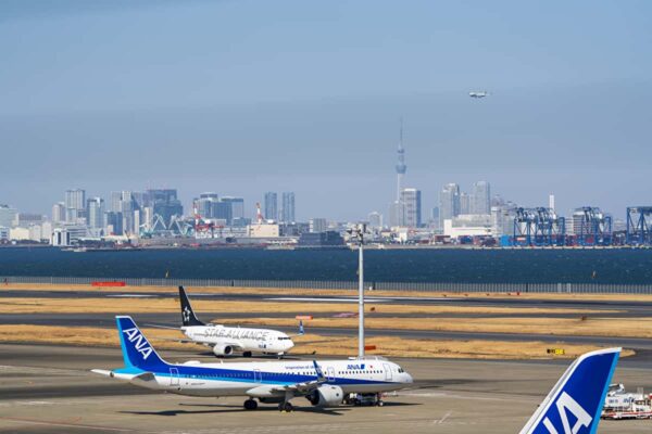 飛行機でキャンプ場へひとっ飛び！飛行機キャンプ旅の魅力と積載荷物の注意点も