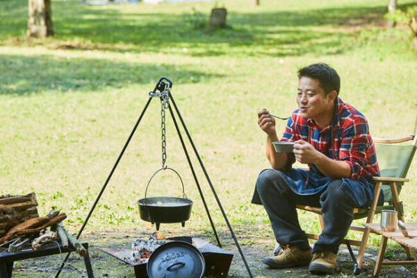 「栗原心平のごちそうキャンプ」料理研究家がキャンプで実際につくっている、とっておきレシピを初公開！
