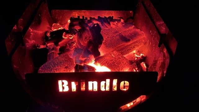 Ｂ5収納の焚き火台「BurnMoreNOTE」