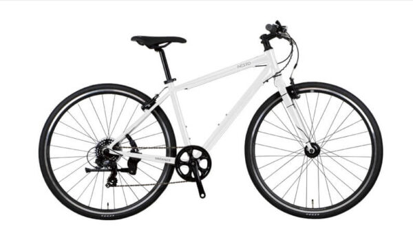 NESTOの走って発電するハブダイナモライト装備クロスバイクVACANZE 2 FLASHは電池交換不要！