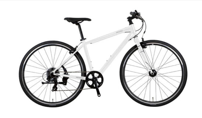 NESTOの走って発電するハブダイナモライト装備クロスバイクVACANZE 2 FLASHは電池交換不要！