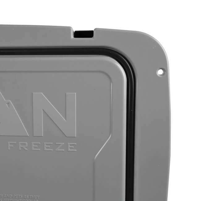 Titan Deep Freeze Roto クーラーボックス