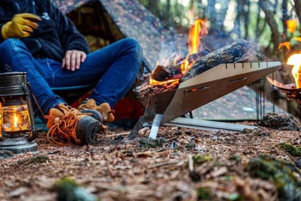 キャンプギアブランド『TOKYO CRAFTS』から焚火台「KUBERU」発売