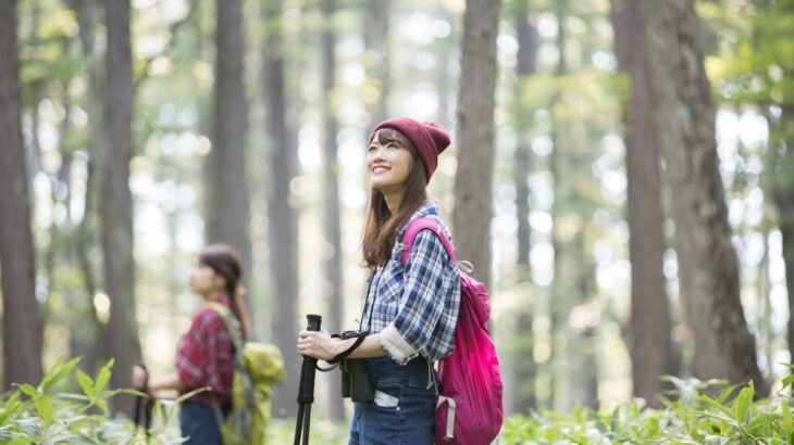 秋の登山に出かけよう 服装の選び方とおすすめコーディネート Greenfield グリーンフィールド アウトドア スポーツ