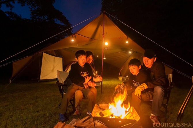 『CAMP』～ファミリーキャンプで知っておきたい9つのことが発売！ファミリーキャンプの計画から片付けまでを9つのパートで解説