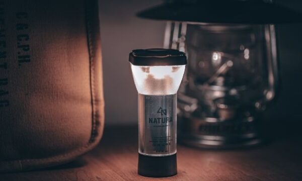 LEDライト「LED SUPER FLASH LIGHT」はサスティナブルなキャンプギアに欠かせない