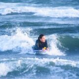 初めてのボディボードのやり方とは？超初心者が波に乗るための練習方法とは？