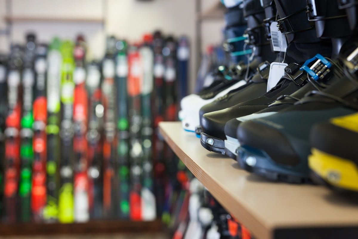 2021-2022】スキー・スノーボードシーズン用品はどこで買う？上手な